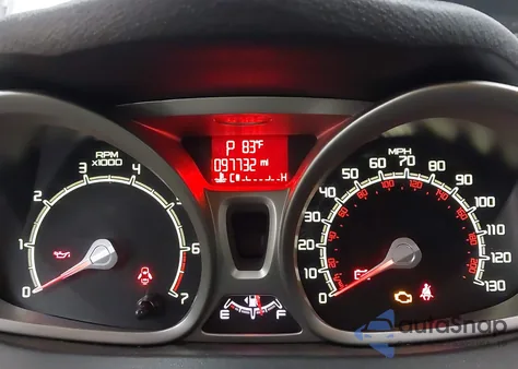 2013 Ford Fiesta Se z USA, uszkodzony, nr VIN 3FADP4EJ8DM147228